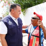 Vila Dosal entrega diversos apoyos a las familias de Dzilam de Bravo