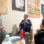 Renán Barrera trabajará para que maestras y maestros ganen más