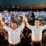 Fuman mariguana en el cierre de campaña de Jorge Álvarez Máynez