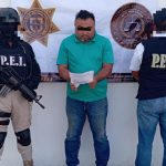 Ejecutan a un jefe criminal y su hijo afuera de una tienda en Cozumel, Quintana Roo