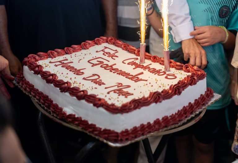 Celebra Gobernador Electo su cumpleaños 50 con los pobladores de Xul