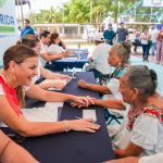 Entra Huacho al Palacio de Gobierno con el pueblo de Yucatán 