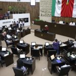 Avanzan trabajos de conservación de carreteras del oriente del estado