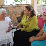 Entrega Cecilia Patrón mejoras en viviendas de personas mayores del oriente de Mérida