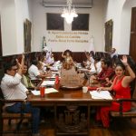 Díaz Mena atestigua entrega del distintivo “Hecho en México” al Tren Maya