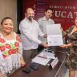 Joaquín Díaz Mena entrega el Premio Estatal del Deporte y el Mérito Deportivo Yucateco