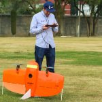 Reino Unido pide volver a usar cubrebocas y cierra escuelas por brote de “Súper Gripe” H3N2