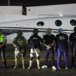 Instalan trampas para reducir la mosca del gusano barrenador