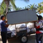 Sofocan incendio en Polígono San Pedro y rescatan a dueño de predio y a sus cachorros