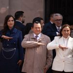 Rigoberta Menchú analiza el papel de la juventud en la construcción de la paz