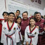 Recorre Cecilia Patrón comisarías para hacer entregas del programa “Mejora de vivienda”