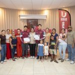 Alcaldesa de Mérida acude a la última sesión de entrenamiento de los Leones