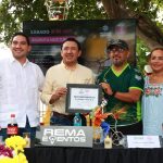 La seguridad del trabajador es primero; Cecilia Patrón entrega cascos certificados a motociclistas de plataforma